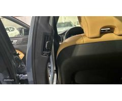 Volvo XC 60 2.0 B4 D ULTIMATE DARK AUTO 4WD 5P de 2023 con 31.800 Km por 56.900 EUR. en Madrid