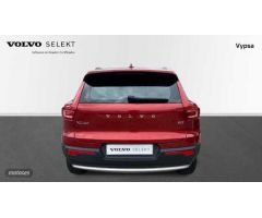 Volvo XC40 2.0 B3 CORE AUTO 163 5P de 2024 con 15.476 Km por 33.500 EUR. en Ciudad Real