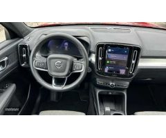 Volvo XC40 2.0 B3 CORE AUTO 163 5P de 2024 con 15.476 Km por 33.500 EUR. en Ciudad Real