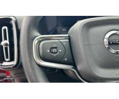 Volvo XC40 2.0 B3 CORE AUTO 163 5P de 2024 con 15.476 Km por 33.500 EUR. en Ciudad Real