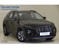 Hyundai Tucson 1.6 TGDI Maxx 4x2 de 2023 con 17.342 Km por 27.370 EUR. en Sevilla