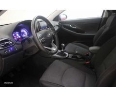 Hyundai i30 1.0 TGDI Klass LR 48V 120 de 2024 con 10.429 Km por 20.450 EUR. en Madrid