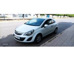 Opel Corsa 1.3 Van Ecoflex Diesel de 2014 con 266.000 Km por 3.650 EUR. en Alicante