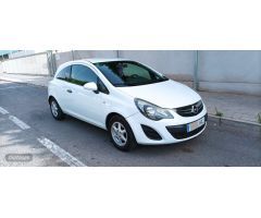 Opel Corsa 1.3 Van Ecoflex Diesel de 2014 con 266.000 Km por 3.650 EUR. en Alicante