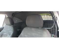 Opel Corsa 1.3 Van Ecoflex Diesel de 2014 con 266.000 Km por 3.650 EUR. en Alicante