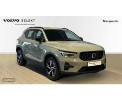 Volvo XC40 XC40 Plus, B3 Mild Hybrid, Gasolina, Dark de 2023 con 30.984 Km por 35.400 EUR. en A Coru