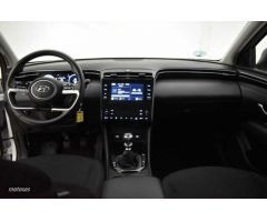 Hyundai Tucson 1.6 TGDI Maxx 4x2 de 2024 con 17.754 Km por 26.900 EUR. en Vizcaya