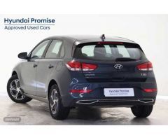 Hyundai i30 1.0 TGDI Klass LR 48V 120 de 2024 con 12.108 Km por 20.500 EUR. en Avila