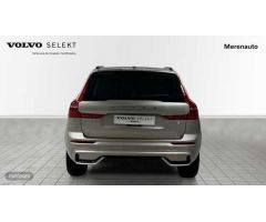 Volvo XC 60 2.0 B4 D PLUS DARK AUTO 197 CV de 2024 con 29.178 Km por 44.500 EUR. en A Coruna