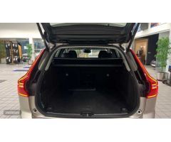 Volvo XC 60 2.0 B4 D PLUS DARK AUTO 197 CV de 2024 con 29.178 Km por 44.500 EUR. en A Coruna