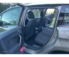Peugeot 2008 1.6 e-HDI 92 Active de 2015 con 148.000 Km por 8.500 EUR. en Barcelona