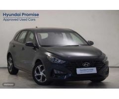 Hyundai i30 1.0 TGDI Klass LR 48V 120 de 2024 con 12.815 Km por 20.500 EUR. en Granada