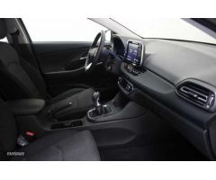 Hyundai i30 1.0 TGDI Klass LR 48V 120 de 2024 con 12.815 Km por 20.500 EUR. en Granada
