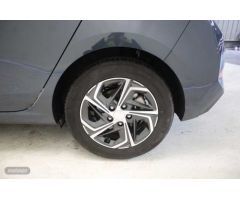 Hyundai i30 1.0 TGDI Klass LR 48V 120 de 2024 con 12.815 Km por 20.500 EUR. en Granada