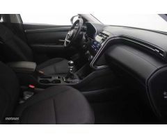Hyundai Tucson 1.6 TGDI Klass 4x2 de 2024 con 6.237 Km por 24.300 EUR. en Granada