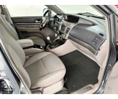 Ssangyong Rodius 2.0e-Xdi Premium de 2016 con 125.000 Km por 16.500 EUR. en Guipuzcoa