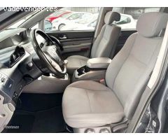 Ssangyong Rodius 2.0e-Xdi Premium de 2016 con 125.000 Km por 16.500 EUR. en Guipuzcoa