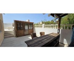 ¡Impresionante chalet independiente reformado con vistas al mar en Bolnuevo!
