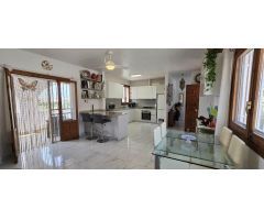 ¡Impresionante chalet independiente reformado con vistas al mar en Bolnuevo!