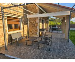 Se Vende Chalet en Costa Miño con Jardín y Piscina