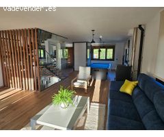 Se Vende Chalet en Costa Miño con Jardín y Piscina