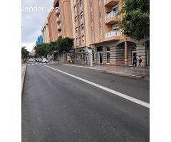 Amplia Plaza Garaje de Moto