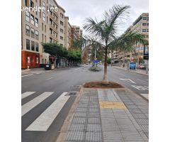 Amplia Plaza Garaje de Moto
