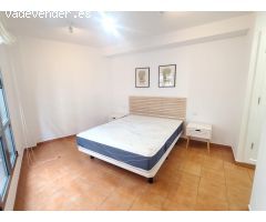 PISO DE DOS DORMITORIOS, AMUEBLADO Y GARAJE EN ZONA ARENALES