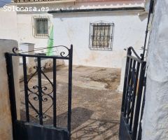Casa de pueblo en Moclinejo