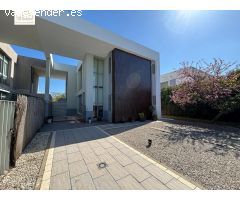 MAGNIFICO CHALET EN LA ZONA DE VILLANUEVA GOLF