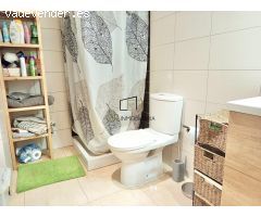 Piso de 3 habitaciones con buhardilla, terraza y plaza de aparcamiento en Llorenç del Penedès