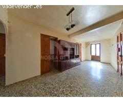Amplio piso en el centro de Tales para reformar a tu gusto – 142?m² Con Terraza y 4 habitaciones