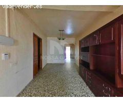 Amplio piso en el centro de Tales para reformar a tu gusto – 142?m² Con Terraza y 4 habitaciones