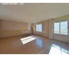 Vivienda de 2 Plantas en Onda con 3 Habitaciones y Trastero
