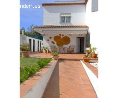 VILLA EN URVEROSA, EL ROMPIDO, CON VISTAS AL MAR