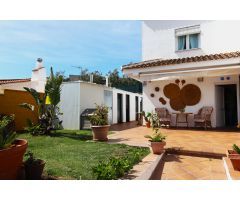 VILLA EN URVEROSA, EL ROMPIDO, CON VISTAS AL MAR