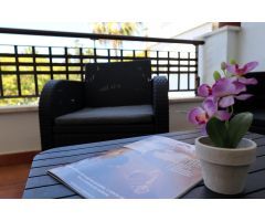¡Apartamento moderno con terraza, piscina y garaje a pasos del mar! ??????