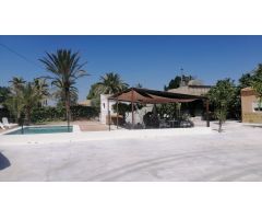 ESTUDIO INDEPENDIENTE EN CASA DE CAMPO COMPARTIDA