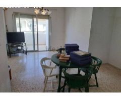 SE VENDE BONITO PISO EN EXCELENTE ZONA