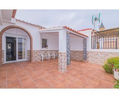 GRAN ATICO-PISO EN ORGIVA CENTRO DE 160 METROS, AMUEBLADO Y CON TERRAZA DE 55 M.