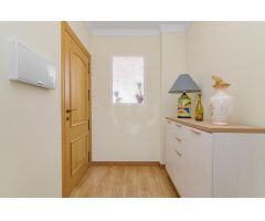GRAN ATICO-PISO EN ORGIVA CENTRO DE 160 METROS, AMUEBLADO Y CON TERRAZA DE 55 M.