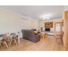 GRAN ATICO-PISO EN ORGIVA CENTRO DE 160 METROS, AMUEBLADO Y CON TERRAZA DE 55 M.