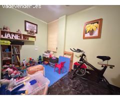 Piso en Amposta de 4 habitaciones y parquin