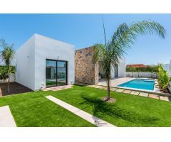 VILLAS DE OBRA NUEVA EN SAN JAVIER