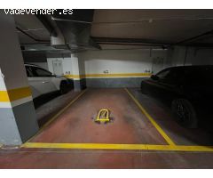 PLAZA DE GARAJE PARA COCHE AMPLIO