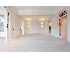 Señorial Piso Reformado en Edificio Clásico de Muntaner