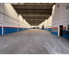 Nave insdutrial comercial en la entrada del Barbera del Valles