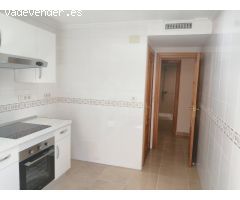 Piso para alquilar sin muebles, en muy buena zona  de El palmar.