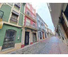 CASA DE 3 ALTURAS EN PLENO CENTRO DE ALZIRA