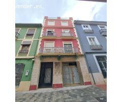 CASA DE 3 ALTURAS EN PLENO CENTRO DE ALZIRA